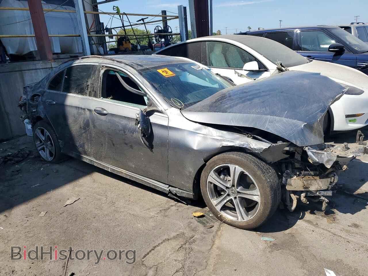 2018 MERCEDES-BENZ E-CLASS - VIN: WDDZF4JB2JA416436 - Фото 4