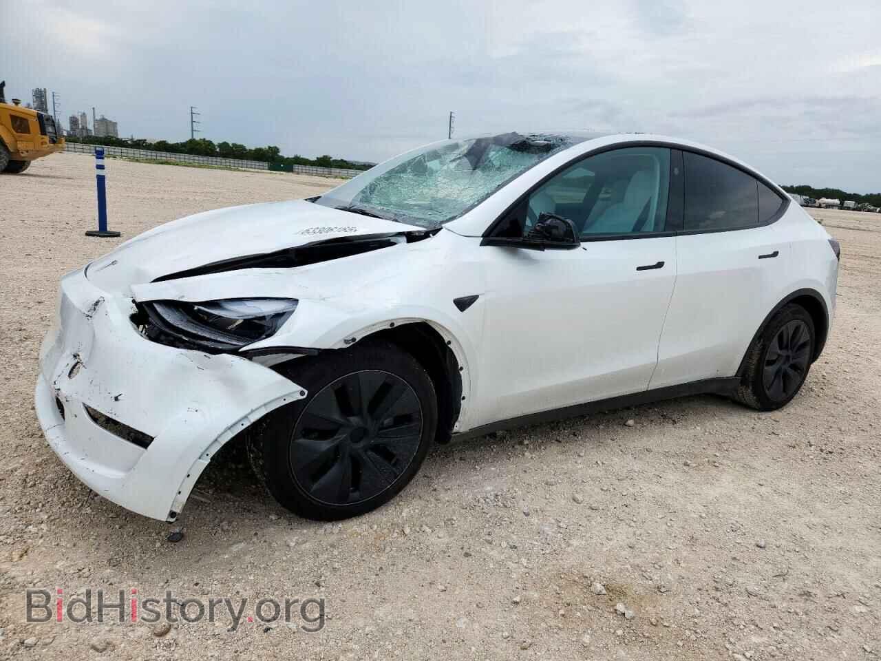Photo 7SAYGAEE2RF177093 - TESLA MODEL Y 2024