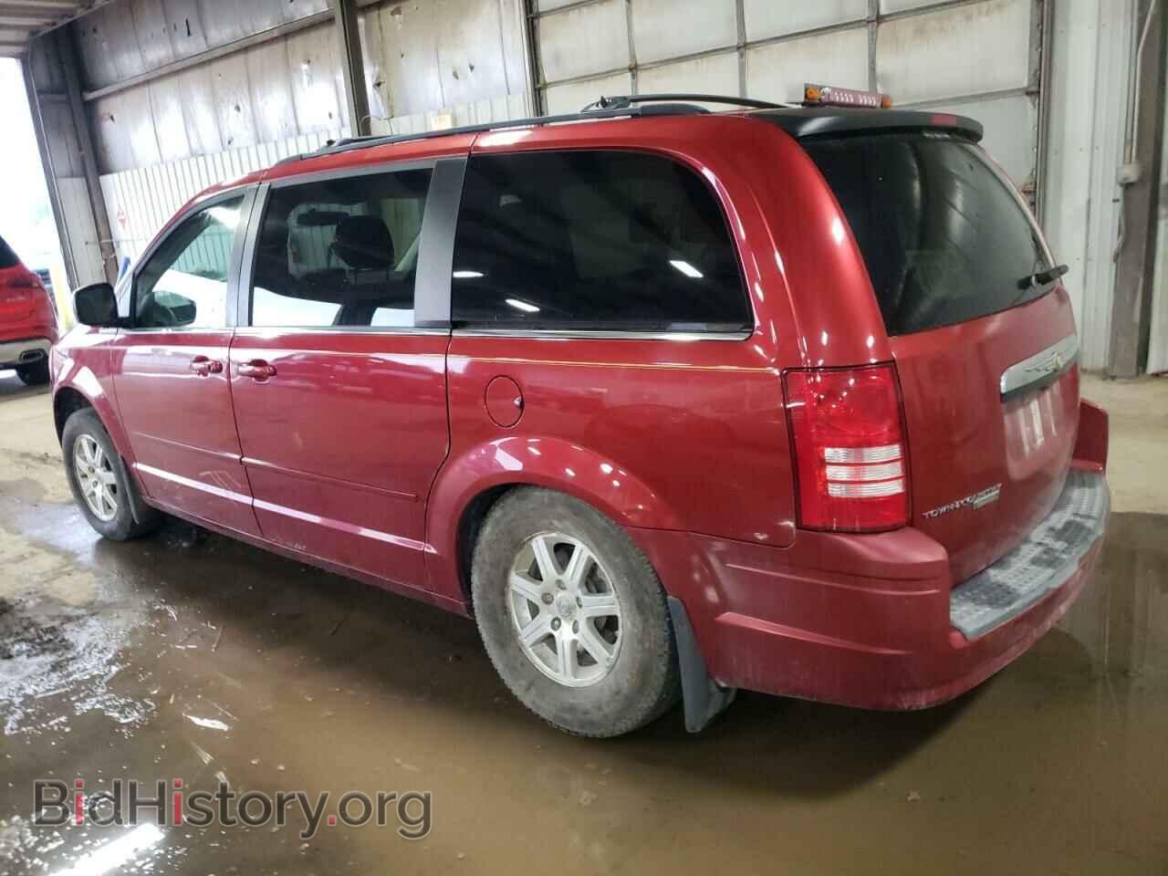 2008 CHRYSLER MINIVAN - VIN: 2A8HR54PX8R611922 - Фото 2
