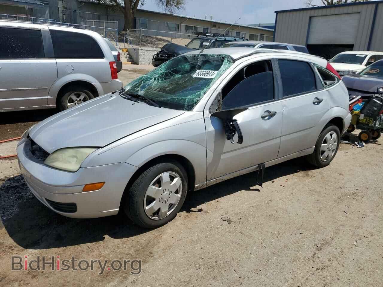 Photo 1FAFP37N27W349683 - FORD FOCUS 2007