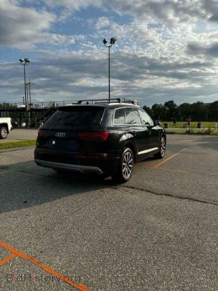 2019 AUDI Q7 - VIN: WA1LAAF75KD014664 - Фото 4