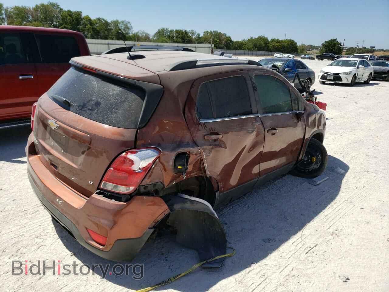 2019 CHEVROLET TRAX - VIN: 3GNCJLSB4KL233564 - Фото 3