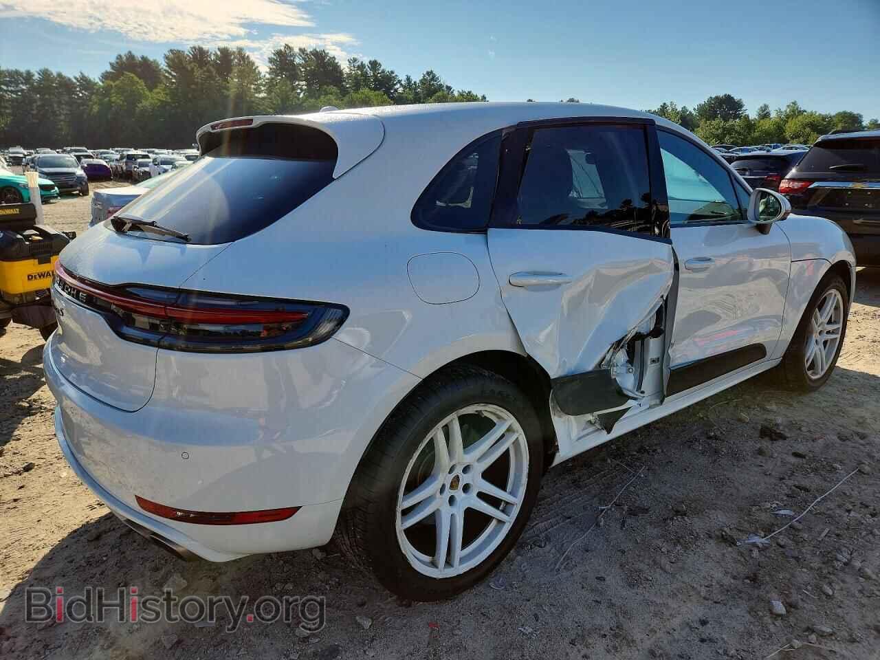 2020 PORSCHE MACAN - VIN: WP1AB2A54LLB37089 - Photo 3