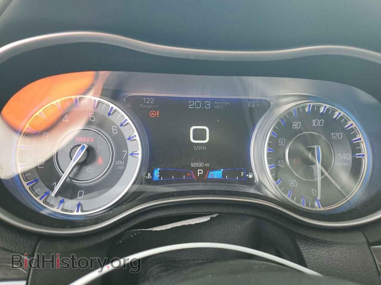 2017 CHRYSLER 300 - VIN: 2C3CCAAG9HH577286 - Фото 9