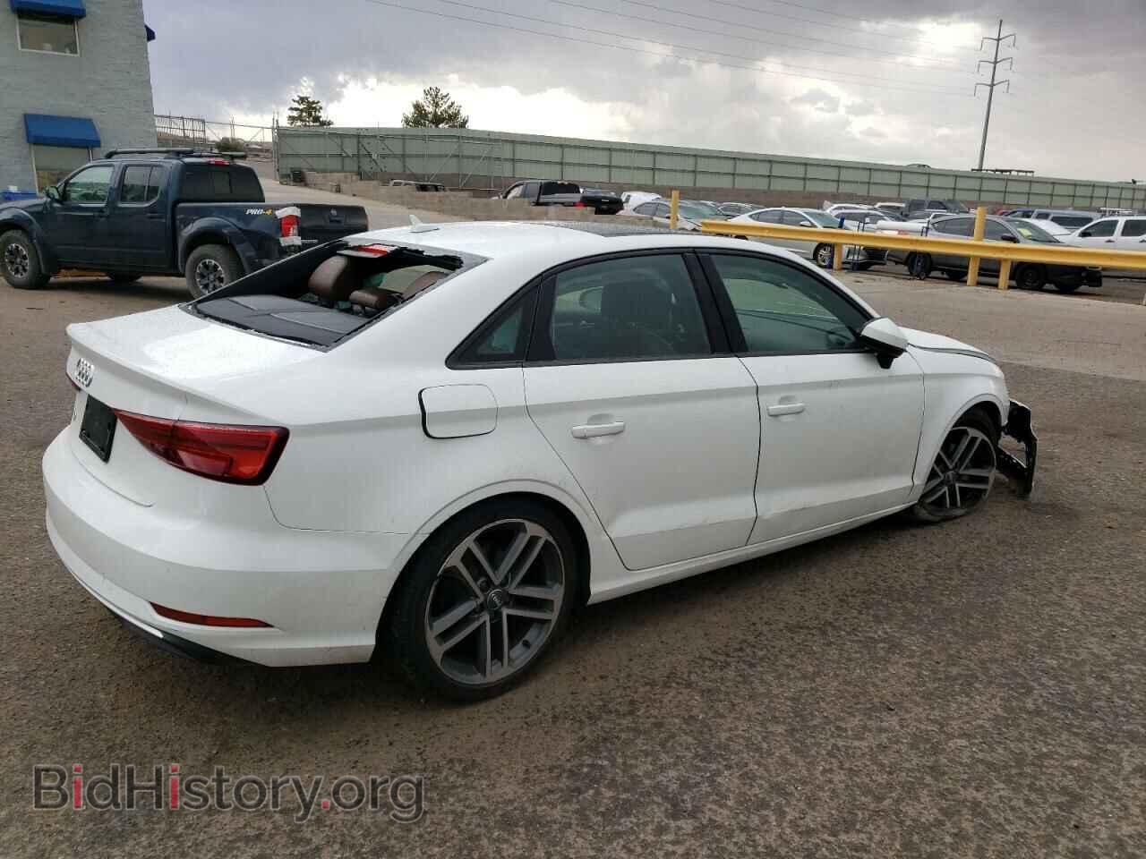 2018 AUDI A3 - VIN: WAUAUGFF8J1035570 - Фото 3