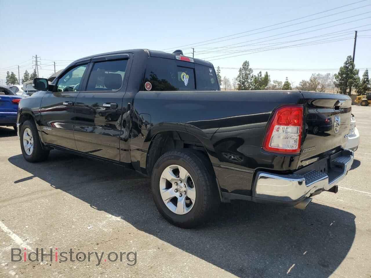 2020 RAM 1500 - VIN: 1C6SRFFT6LN393486 - Фото 2