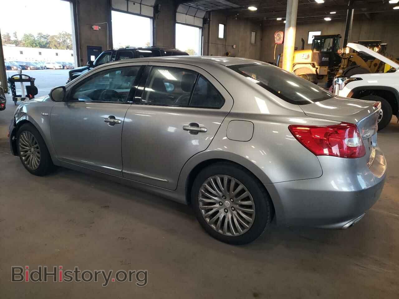 2010 SUZUKI KIZASHI - VIN: JS2RE9A73A6100381 - Фото 2
