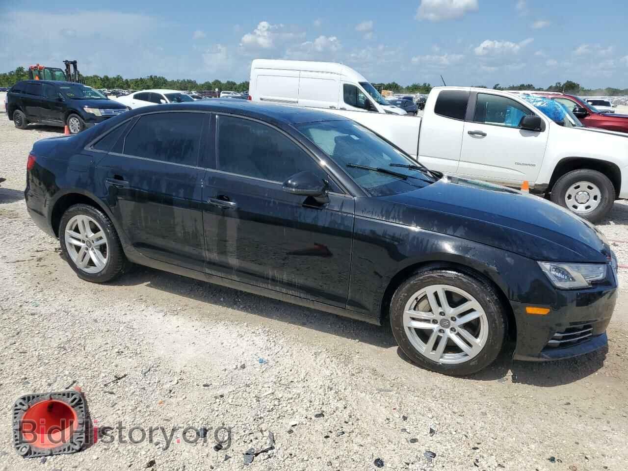 2017 AUDI A4 - VIN: WAUANAF46HN052461 - Фото 4