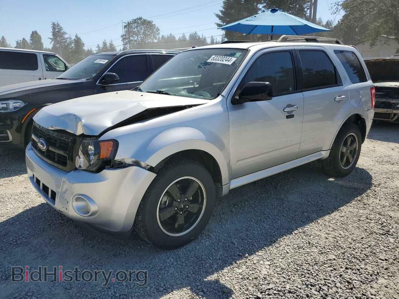 Photo 1FMCU0DG1AKD48867 - FORD ESCAPE 2010