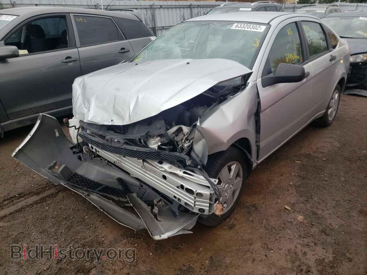 2010 FORD FOCUS - VIN: 1FAHP3EN6AW260105 - Фото 2