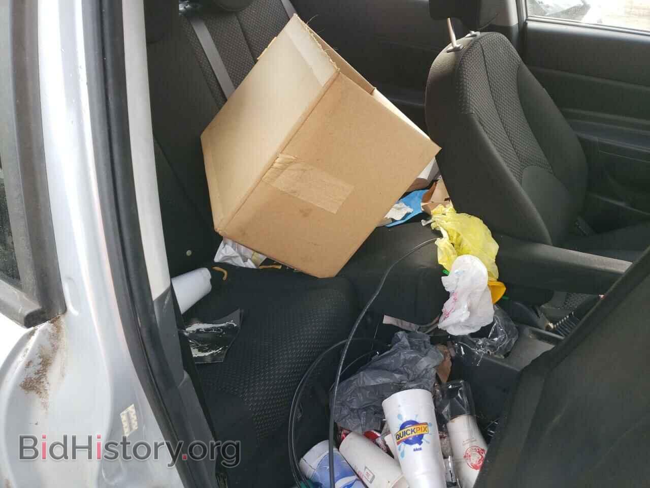 2008 HYUNDAI ACCENT - VIN: KMHCM36C18U069655 - Фото 6