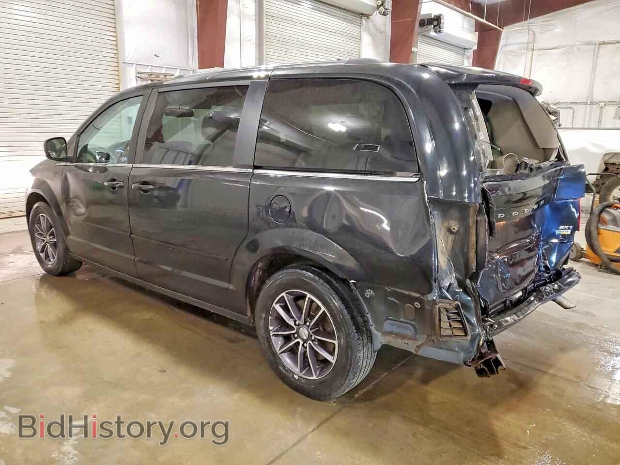 2017 DODGE CARAVAN - VIN: 2C4RDGCG0HR554122 - Photo 2