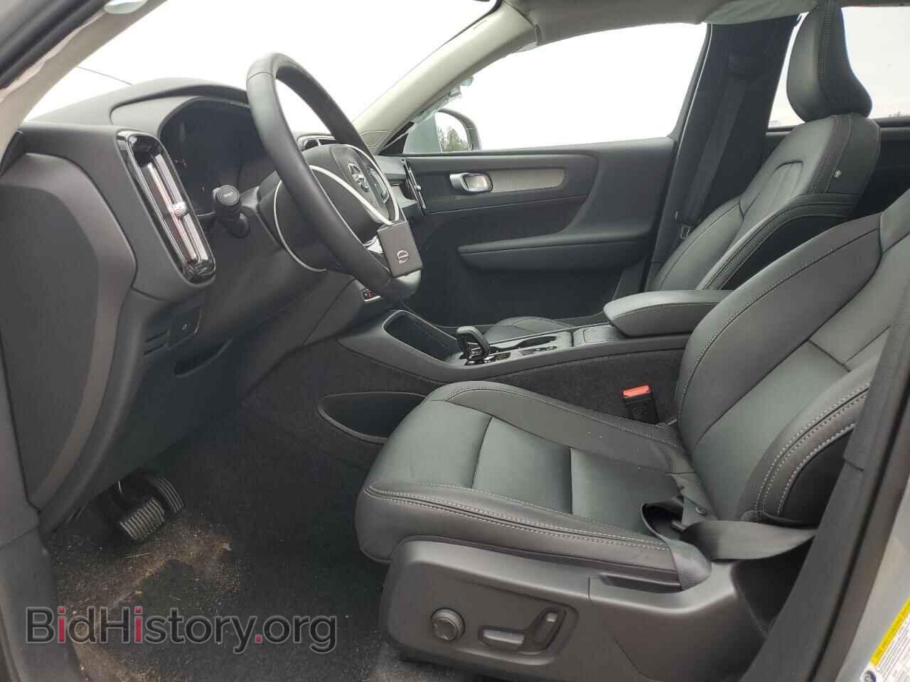 2025 VOLVO XC40 CORE - VIN: YV4L12UJ6S2472054 - Фото 7