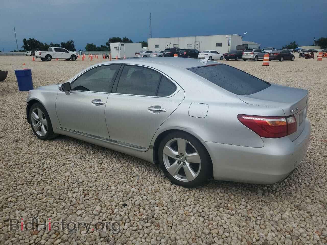 2010 LEXUS LS460 - VIN: JTHBL5EF0A5099528 - Photo 2
