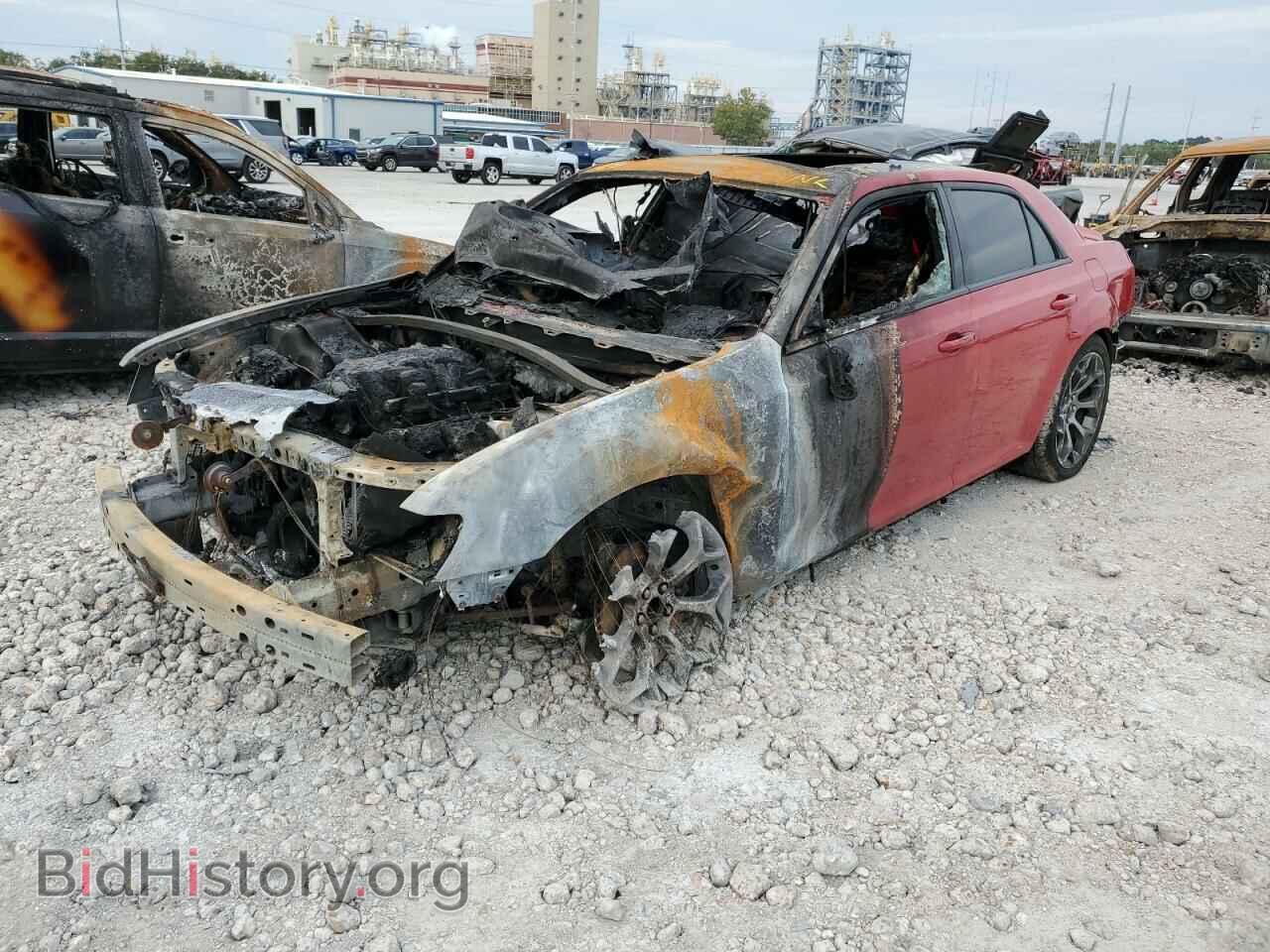 2017 CHRYSLER 300 - VIN: 2C3CCABT0HH605634 - Фото 2