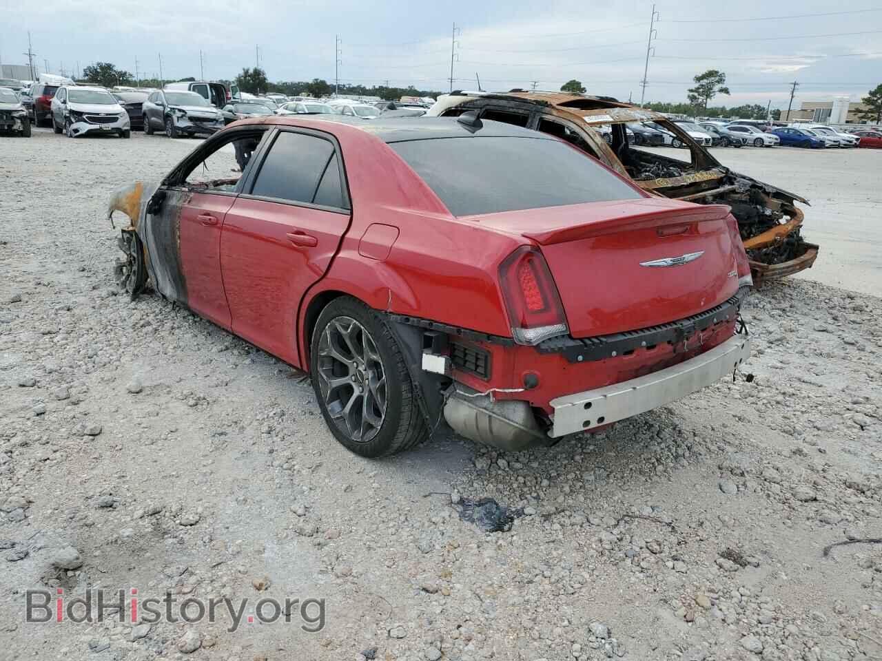 2017 CHRYSLER 300 - VIN: 2C3CCABT0HH605634 - Фото 3