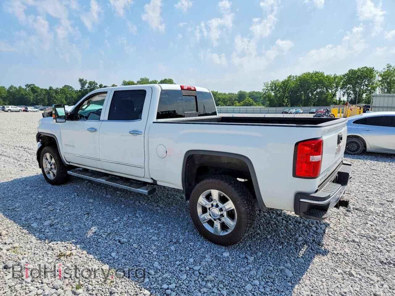 2017 GMC SIERRA - VIN: 1GT12TEY5HF144442 - Photo 2