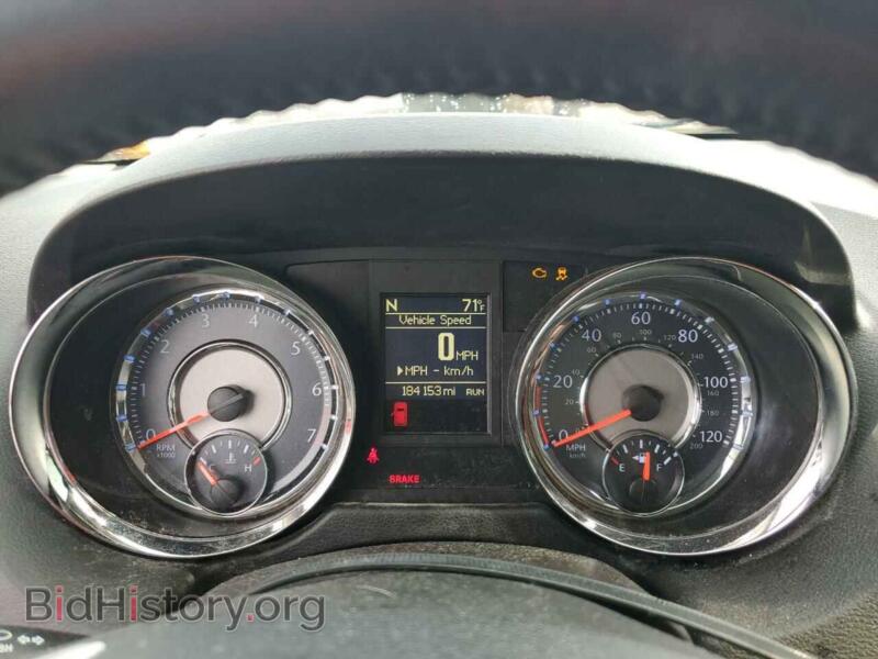 2016 Chrysler MINIVAN (VIN 2C4RC1BGXGR280329) — photo 9 of 13