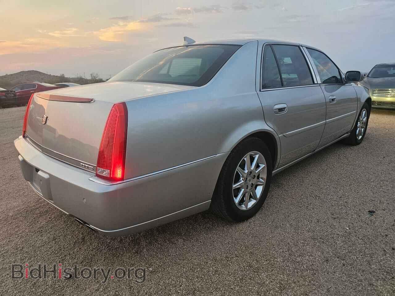 2011 CADILLAC DTS - VIN: 1G6KD5E63BU150688 - Фото 4