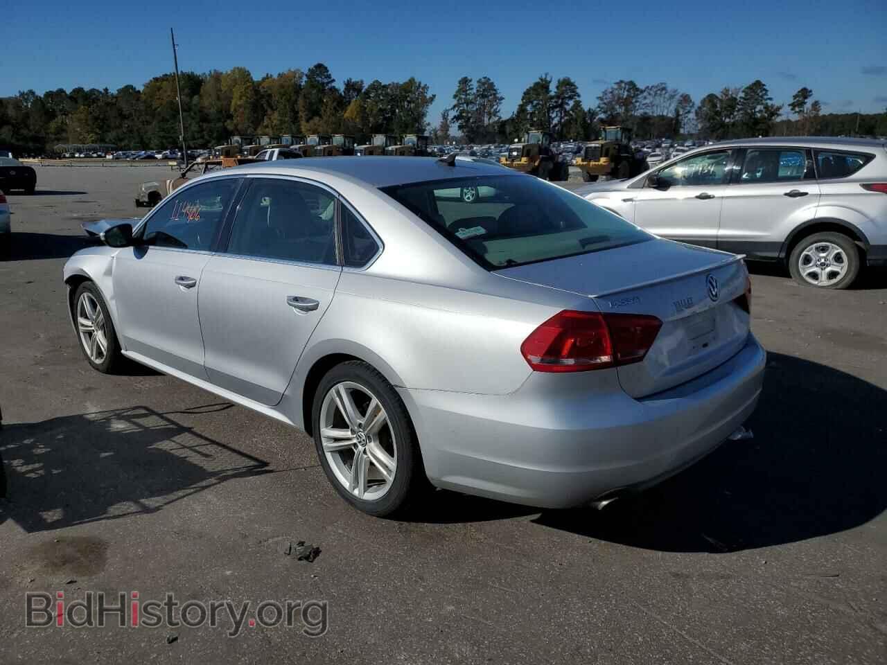 2012 VOLKSWAGEN PASSAT - VIN: 1VWBM7A37CC101261 - Фото 3