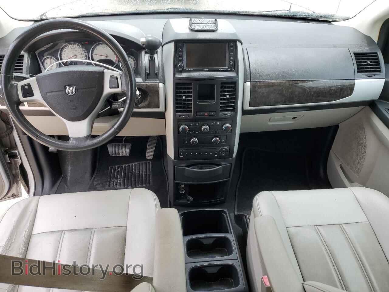 2010 DODGE CARAVAN - VIN: 2D4RN5DX3AR302485 - Фото 8