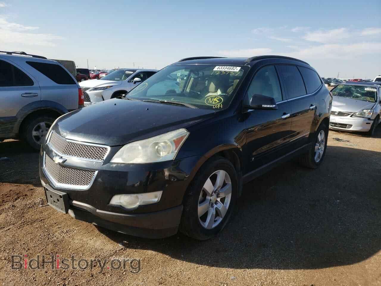 2009 CHEVROLET TRAVERSE - VIN: 1GNER33D09S123737 - Photo 2