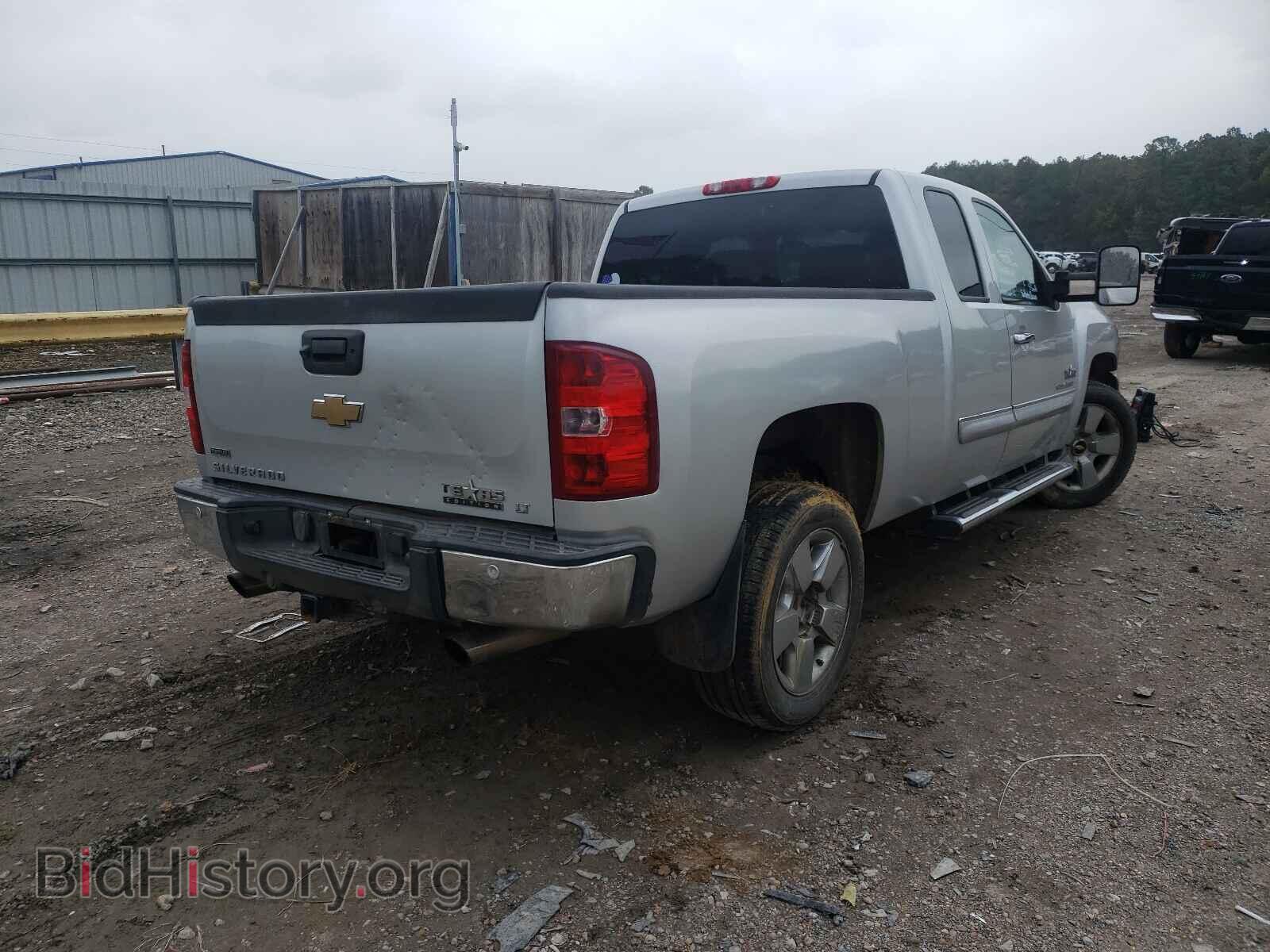 2011 CHEVROLET SILVERADO - VIN: 1GCRKSE34BZ161336 - Фото 4
