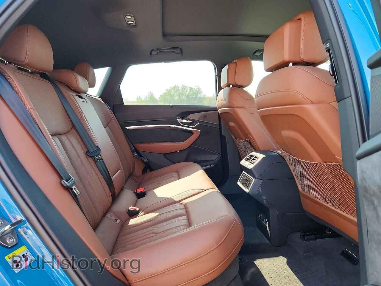 2019 AUDI E-TRON - VIN: WA1VAAGE2KB021167 - Photo 11