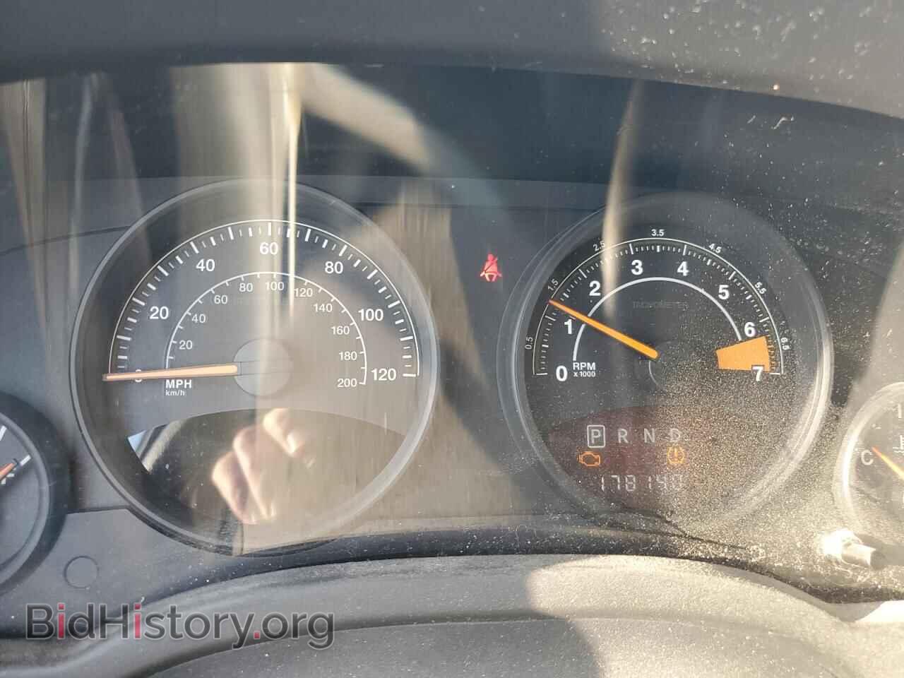 2014 JEEP COMPASS - VIN: 1C4NJDBB8ED570143 - Фото 9