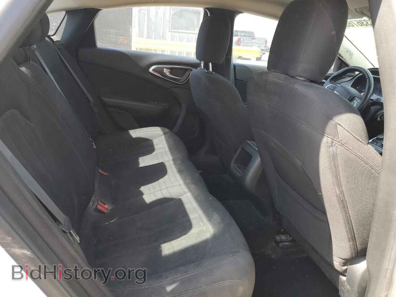2015 CHRYSLER 200 - VIN: 1C3CCCAB2FN649692 - Фото 10