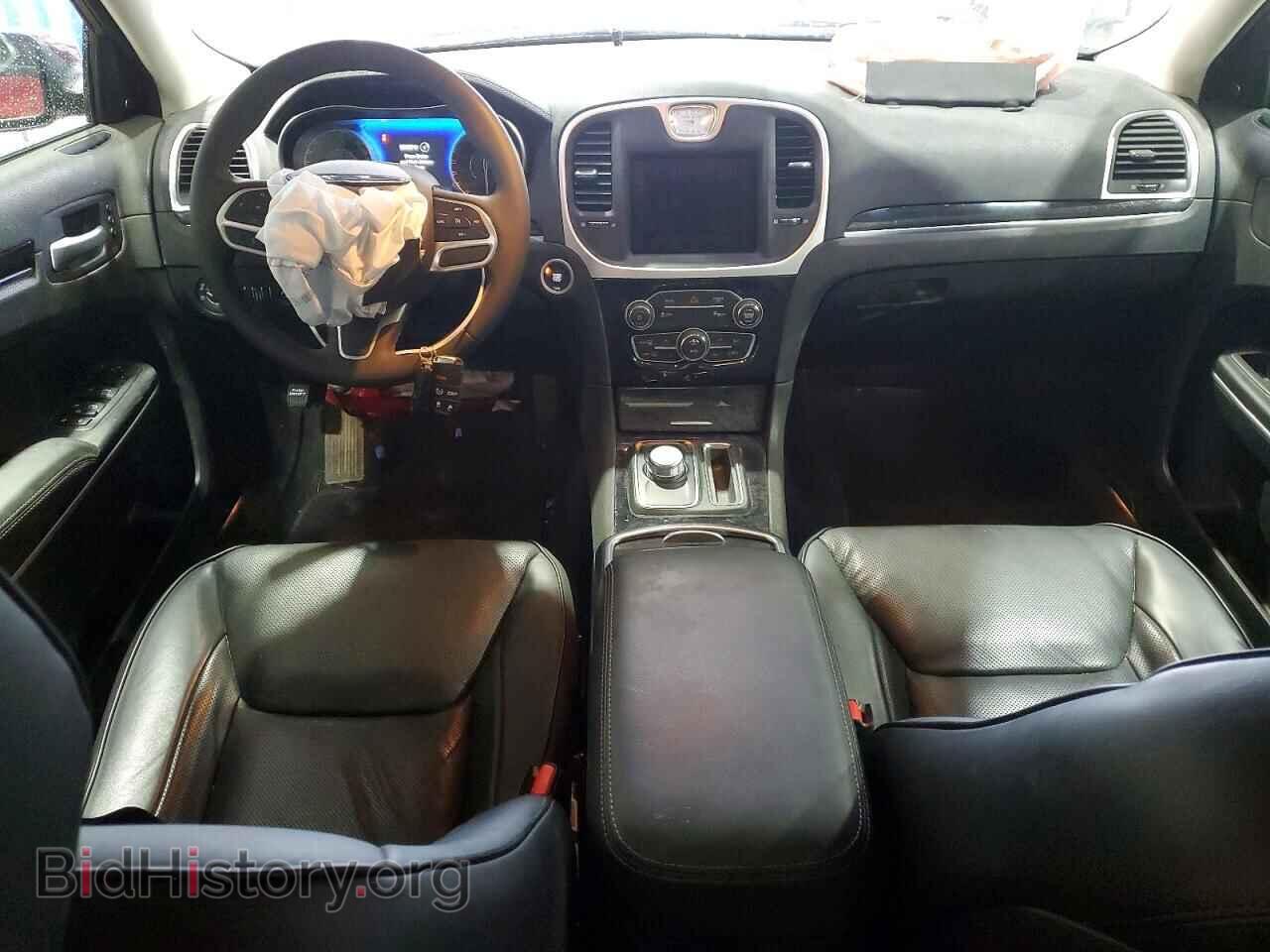 2023 CHRYSLER 300 - VIN: 2C3CCASG0PH677550 - Фото 8