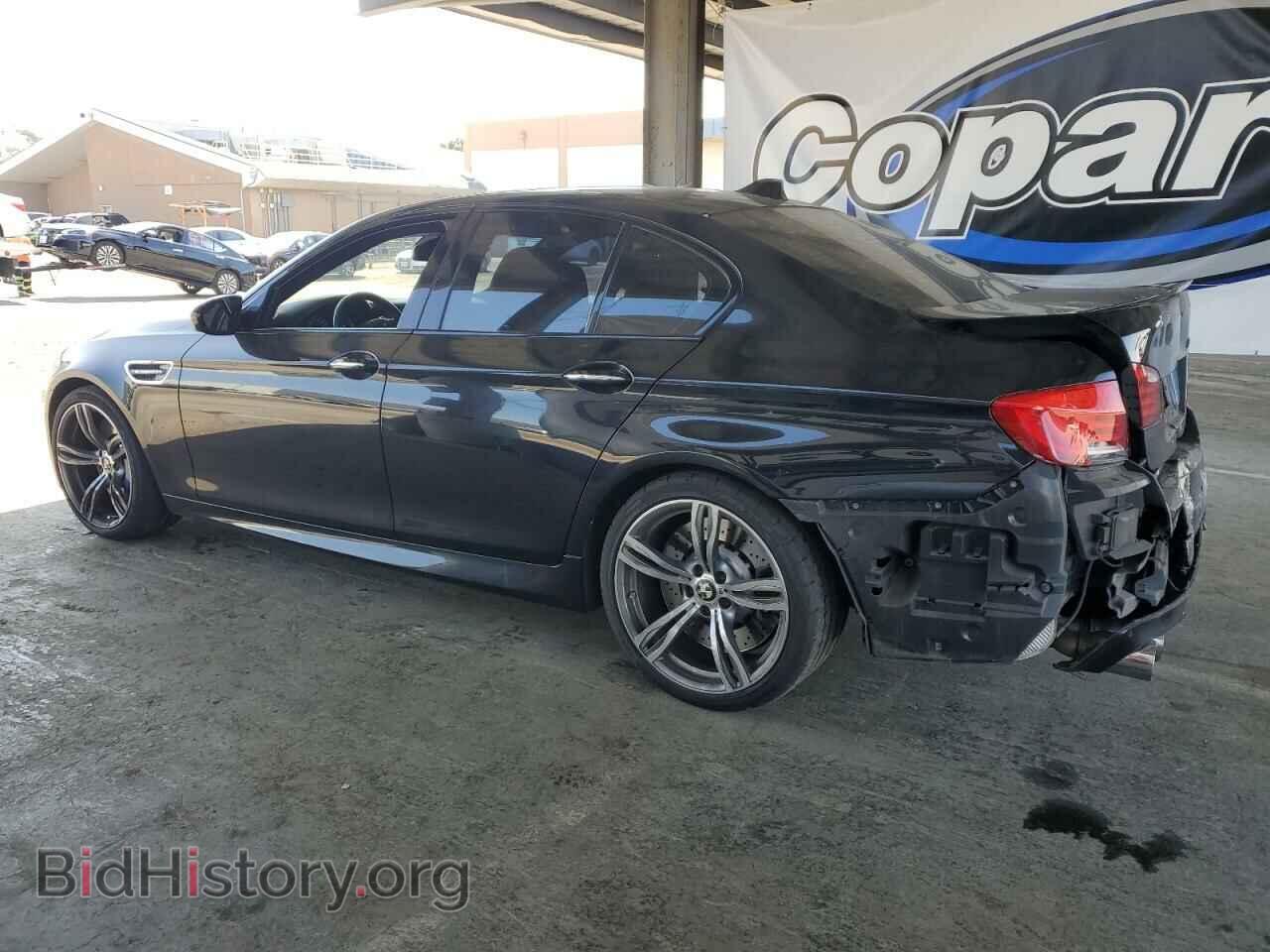 2013 BMW M5 - VIN: WBSFV9C55DC772885 - Photo 2