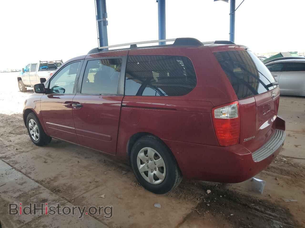 2007 KIA All Models - VIN: KNDMB233876107592 - Photo 2