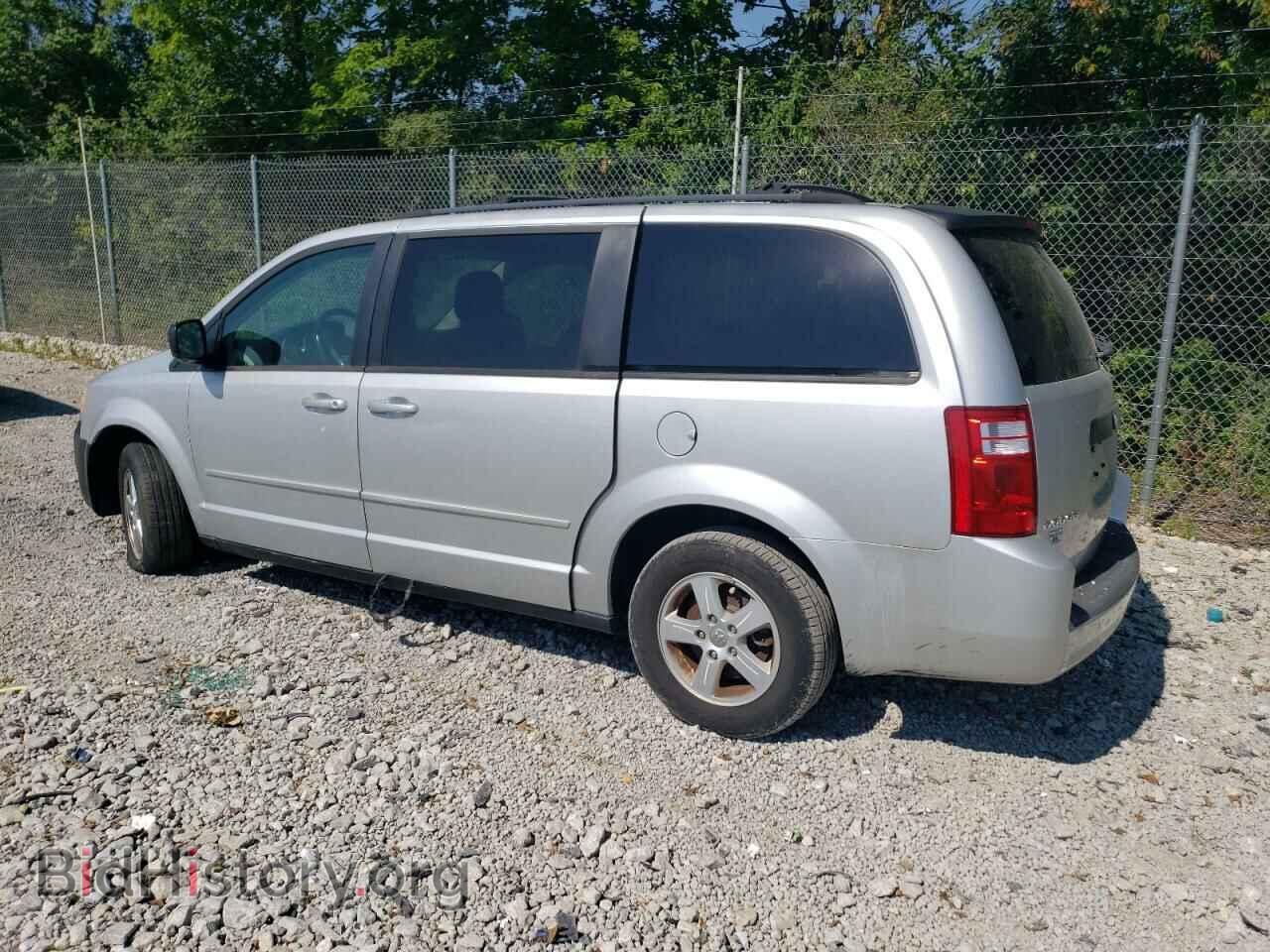 2010 DODGE CARAVAN - VIN: 2D4RN3D11AR360112 - Photo 2