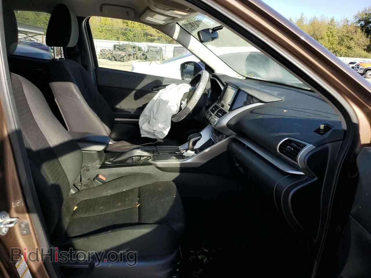 2018 MITSUBISHI ECLIPSE - VIN: JA4AT3AA8JZ049944 - Photo 5