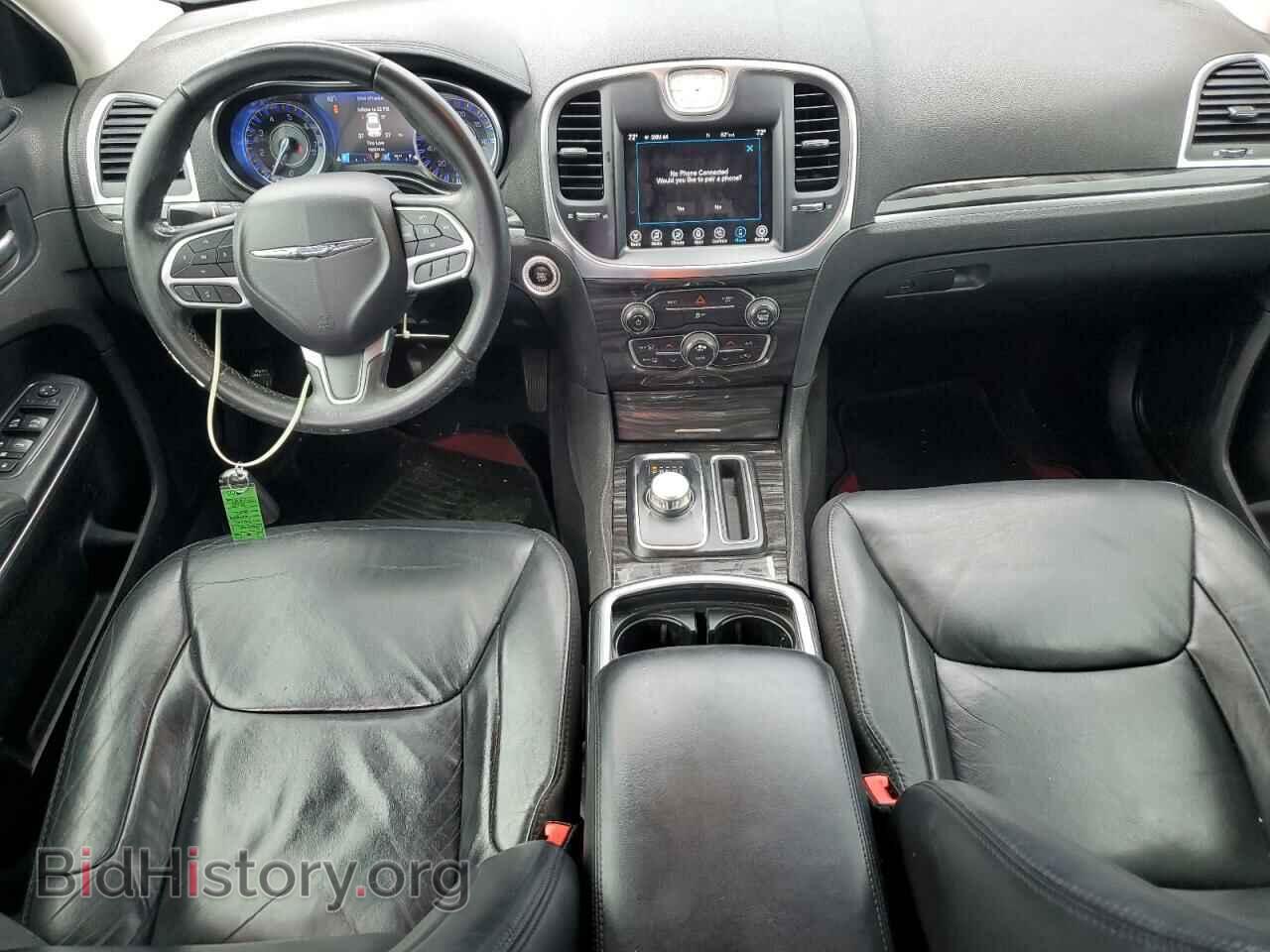 2017 CHRYSLER 300 - VIN: 2C3CCAAG5HH647348 - Фото 8