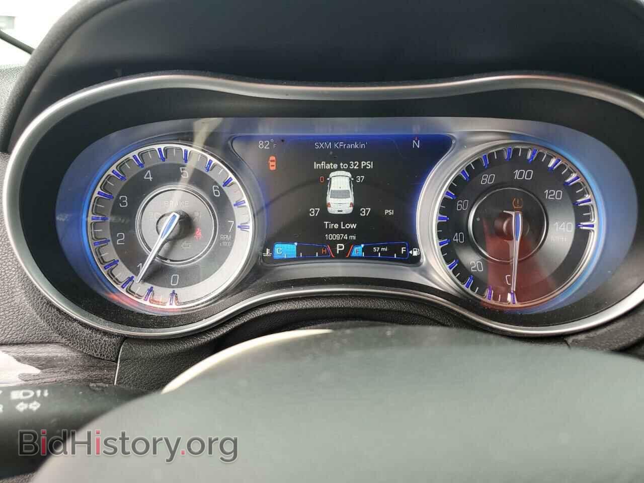 2017 CHRYSLER 300 - VIN: 2C3CCAAG5HH647348 - Фото 9