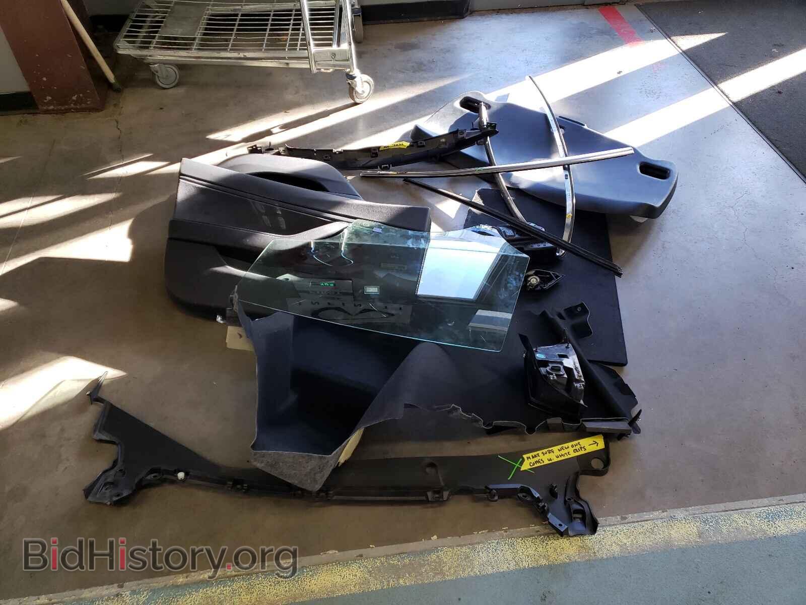 2018 TESLA MODEL 3 - VIN: 5YJ3E1EB8JF121182 - Фото 9
