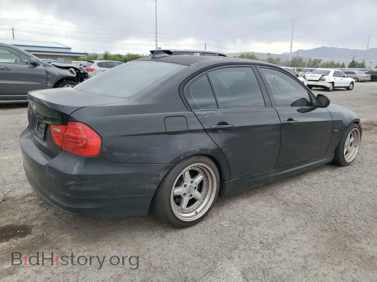 2011 BMW 3 SERIES - VIN: WBAPH5G5XBNM73381 - Фото 3