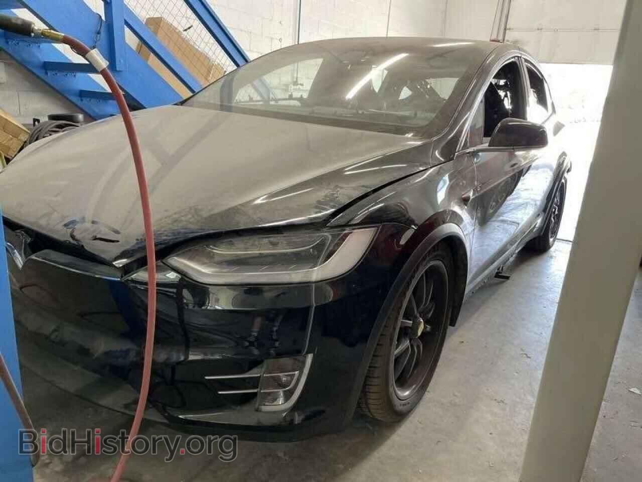 2018 TESLA MODEL X - VIN: 5YJXCAE21JF126201 - Photo 2