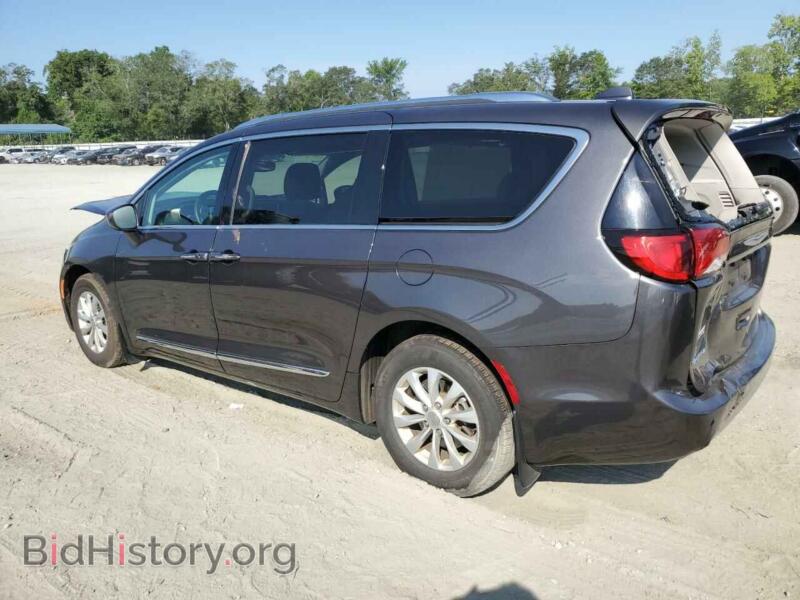 2018 Chrysler PACIFICA (VIN 2C4RC1BG5JR279726) — фото 2 из 13