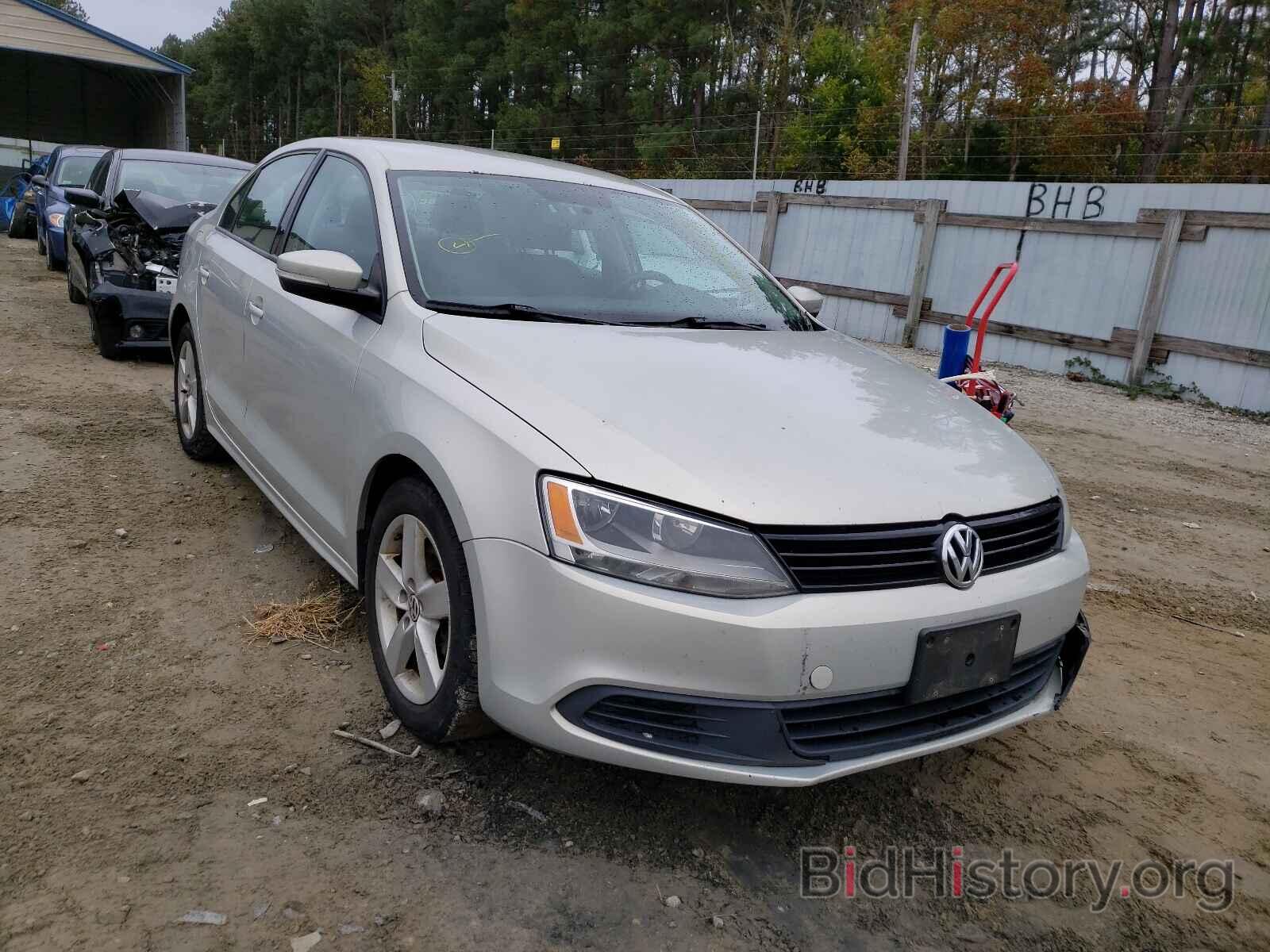 Фотография 3VW3L7AJ7BM074811 - VOLKSWAGEN JETTA 2011