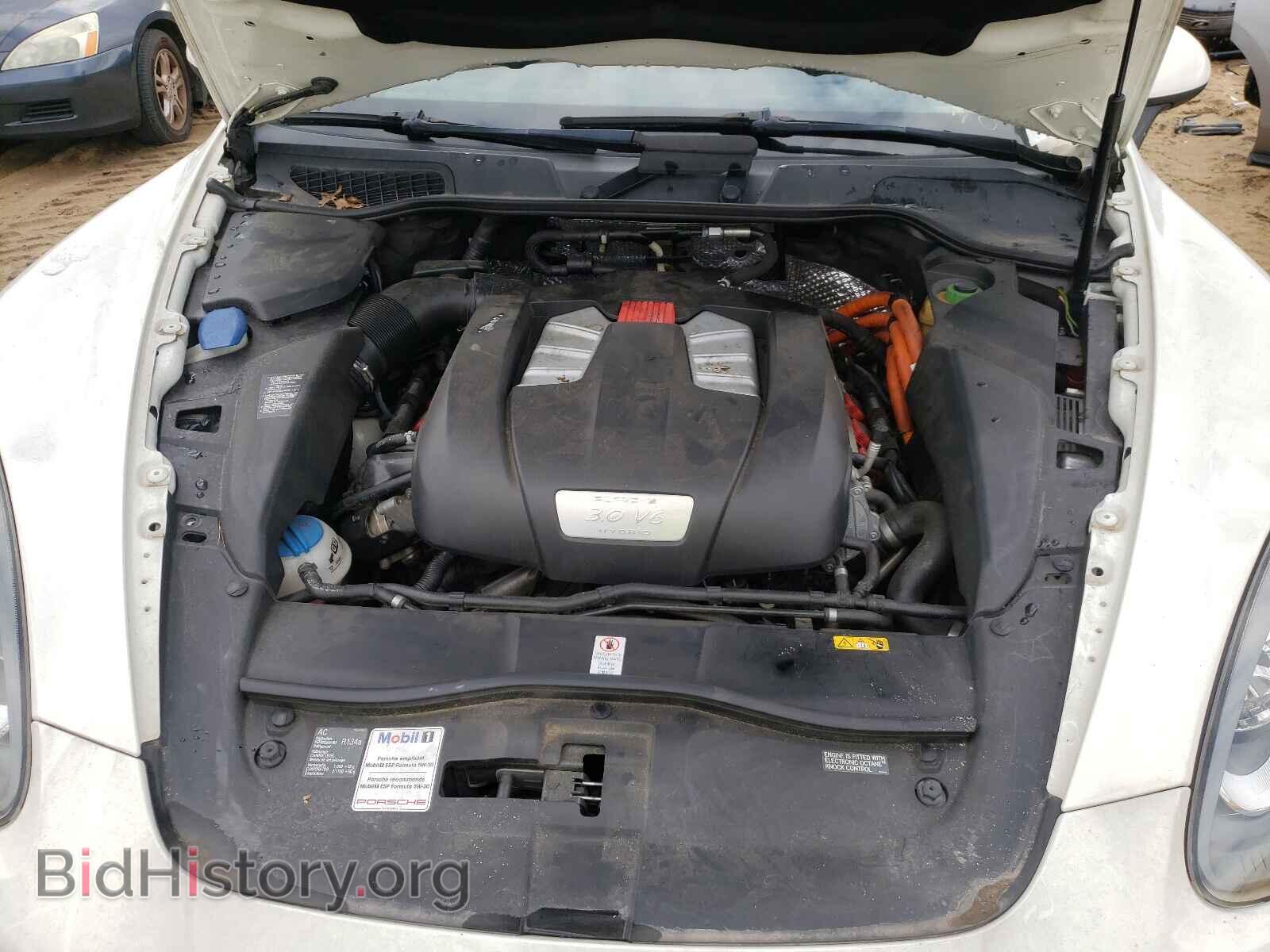 2011 PORSCHE CAYENNE - VIN: WP1AE2A28BLA91696 - Фото 7