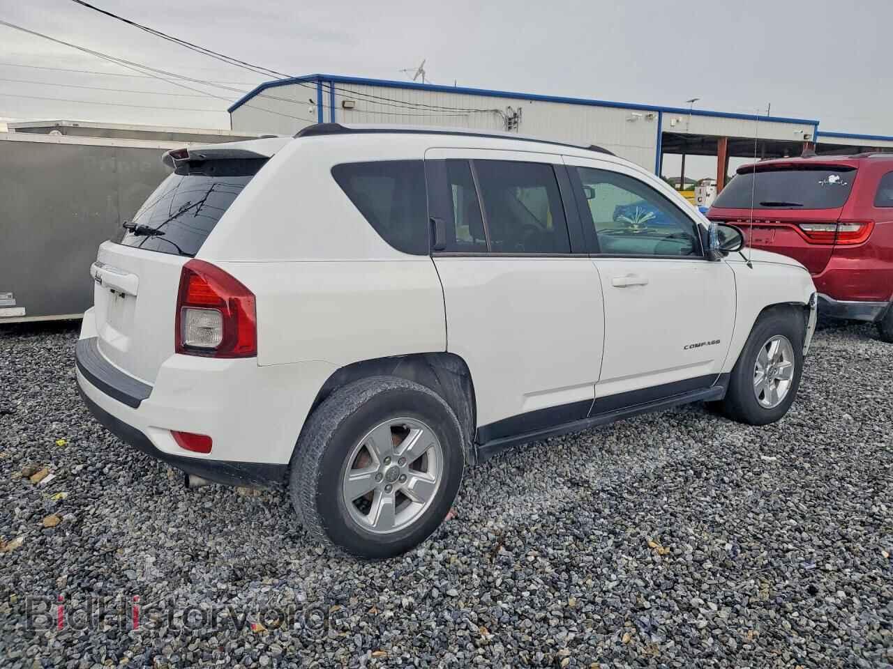 2014 JEEP COMPASS - VIN: 1C4NJCBA2ED643332 - Фото 3