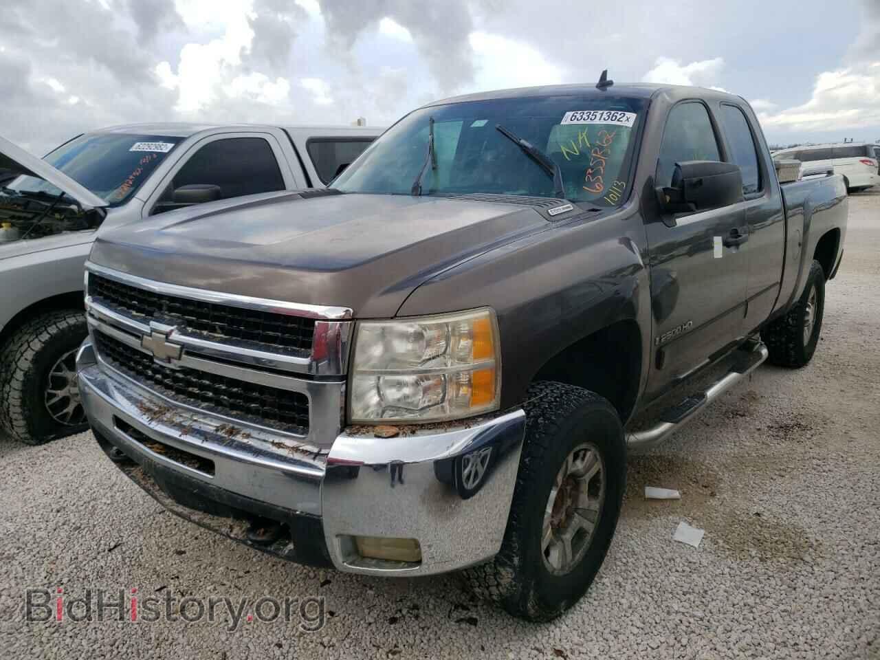 2007 CHEVROLET SILVERADO - VIN: 1GCHK29617E525033 - Фото 2