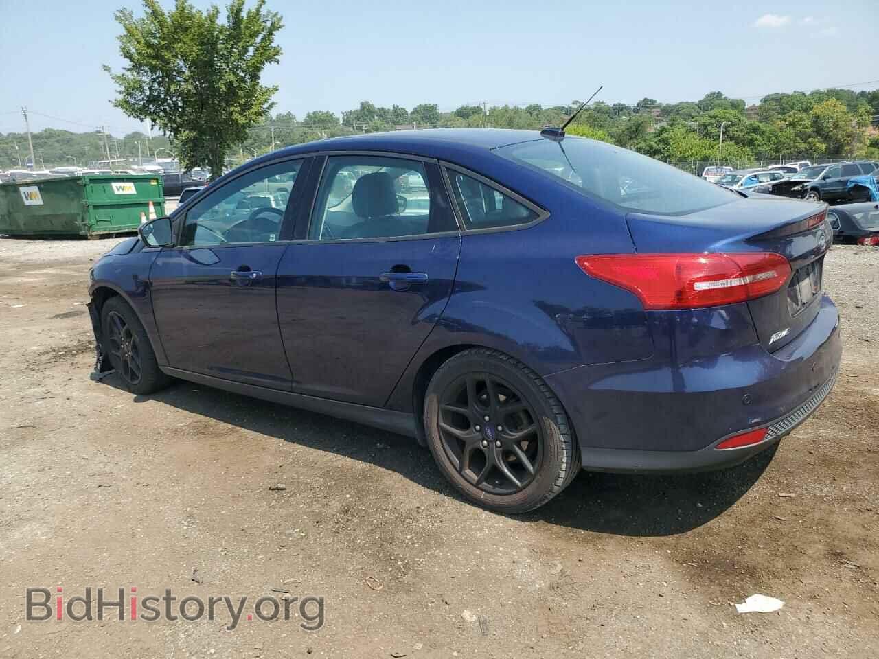 2016 FORD FOCUS - VIN: 1FADP3F26GL393945 - Фото 2
