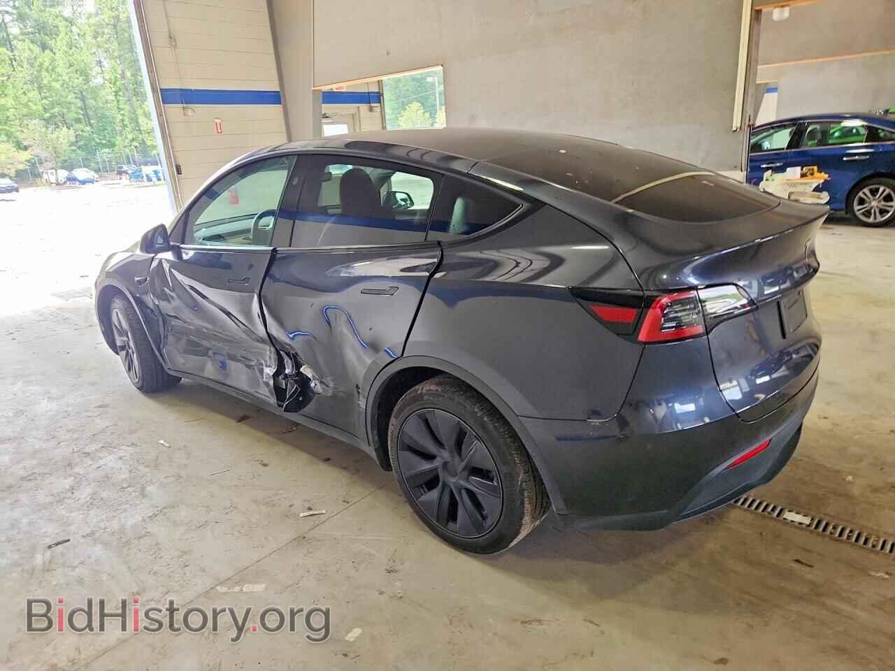 2025 TESLA MODEL Y - VIN: 7SAYGDED9SF264861 - Фото 2