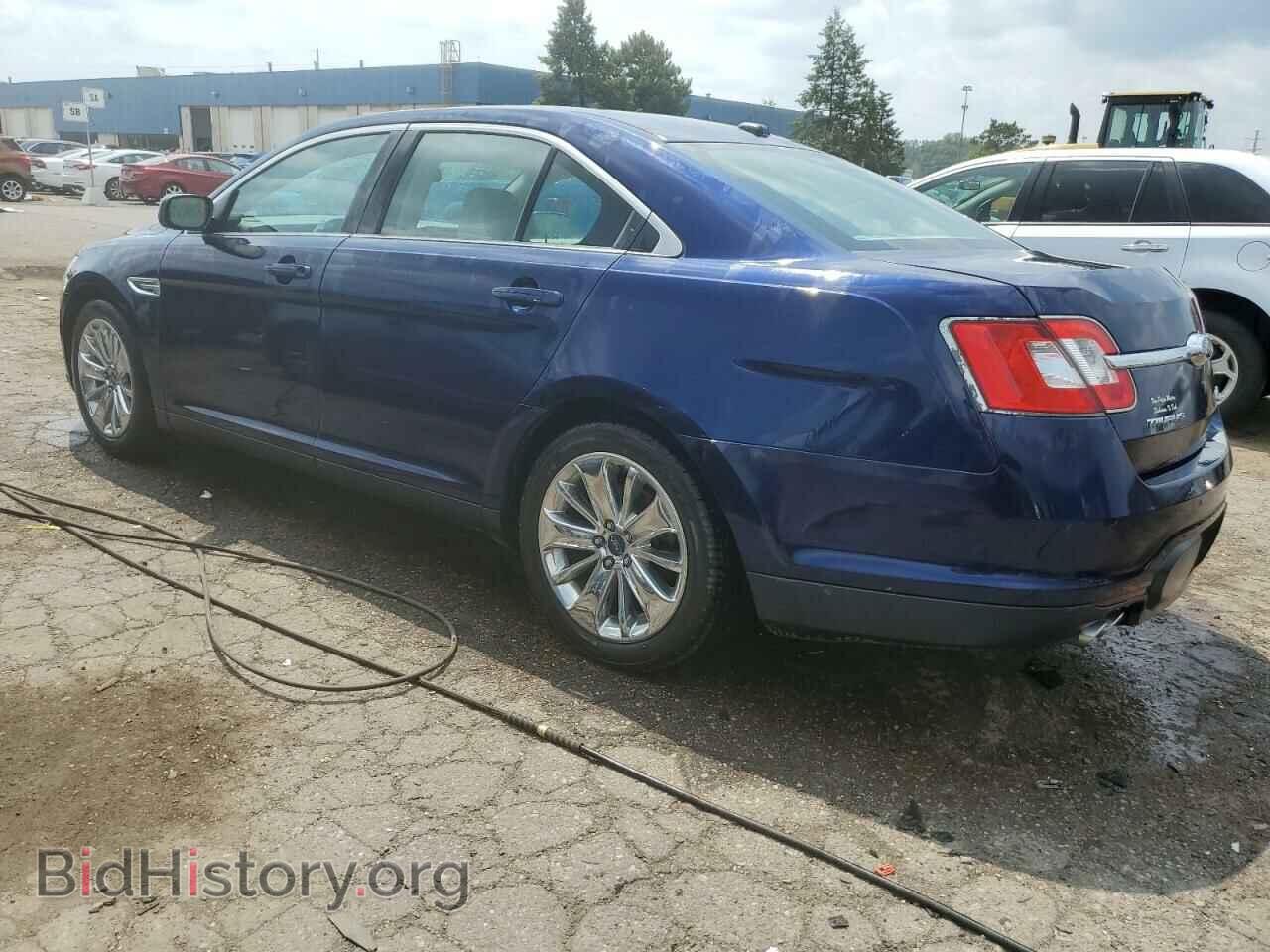 2011 FORD TAURUS - VIN: 1FAHP2FW2BG183763 - Photo 2