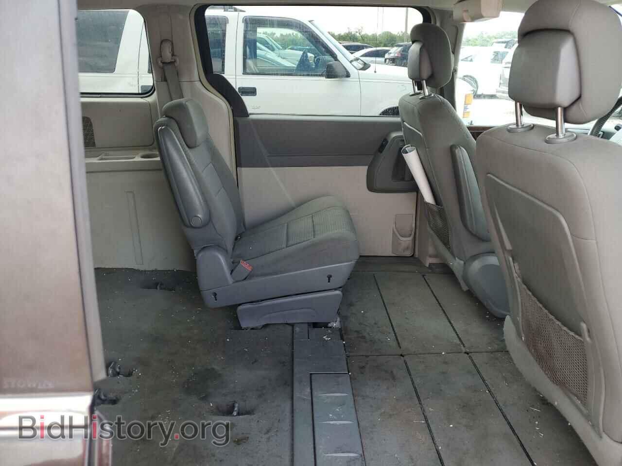 2010 CHRYSLER MINIVAN - VIN: 2A4RR5D16AR457149 - Фото 11