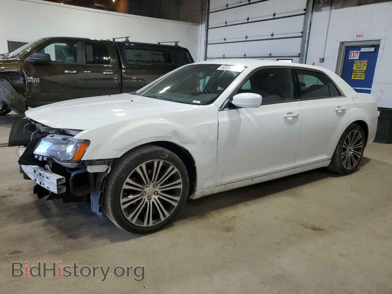 Фотография 2C3CCABG0CH182775 - CHRYSLER 300 2012